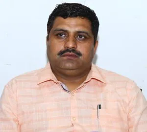  Prof(Dr.) Deepak Pathania <br>(Central University - Jammu)